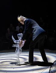 Image de la source — FIMP 2026 / Phia Ménard / Compagnie Non Nova