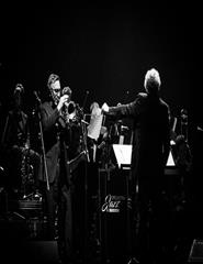 "Orquestra de Jazz de Setúbal revisita a música de Frank Sinatra"