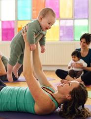 YOGA E CONTOS PARA BEBÉS | Dia 06/03 |16h