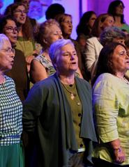 Imagem da fonte — OUVI CANTAR