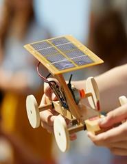 Bild der Quelle — Carrinhos Solares - Toy Solar Cars